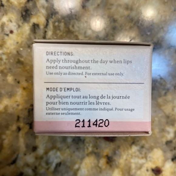 BIOSSANCE ROSE VEGAN LIP BALM - Picture 4 of 4